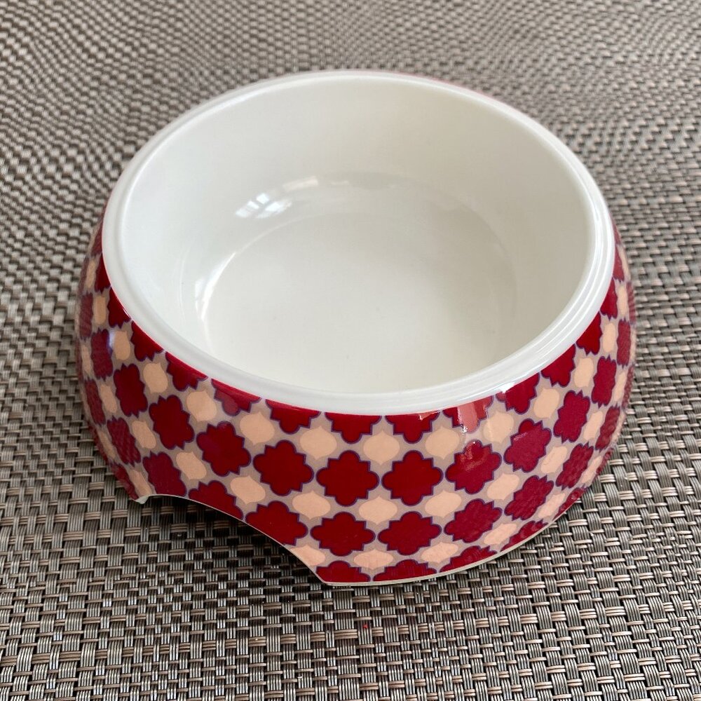 Gummi Pet Products Designer Dog Bowl Red Quatrefoil Non-Slip Medium